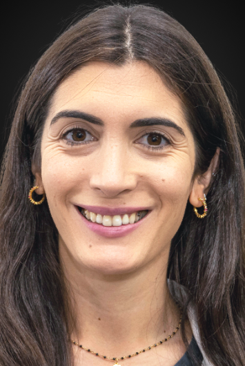 Dra. Daniela Neves Leal